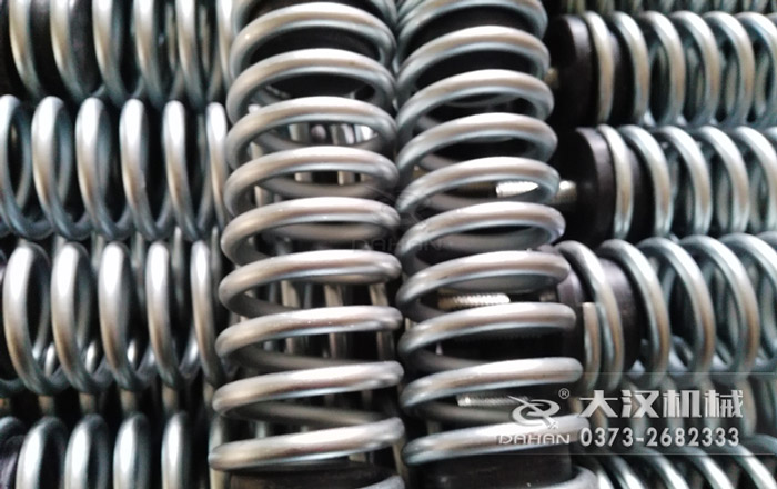 壓縮彈簧